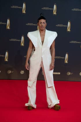 Jorge GOZALEZ, Roter Teppich, Red Carpet Show, Ankunft, arrival, Verleihung des Deutschen Fernsehpreises, Der Deutsche Fernsehpreis 2022, Deutscher Fernsehpreis 2022 in Koeln, am 14.09.2022.