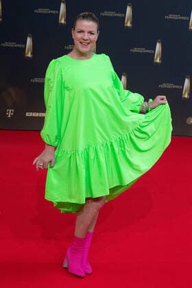 Mirja BOES, Schauspielerrin, Roter Teppich, Red Carpet Show, Ankunft, arrival, Verleihung des Deutschen Fernsehpreises, Der Deutsche Fernsehpreis 2022, Deutscher Fernsehpreis 2022 in Koeln, am 14.09.2022.
