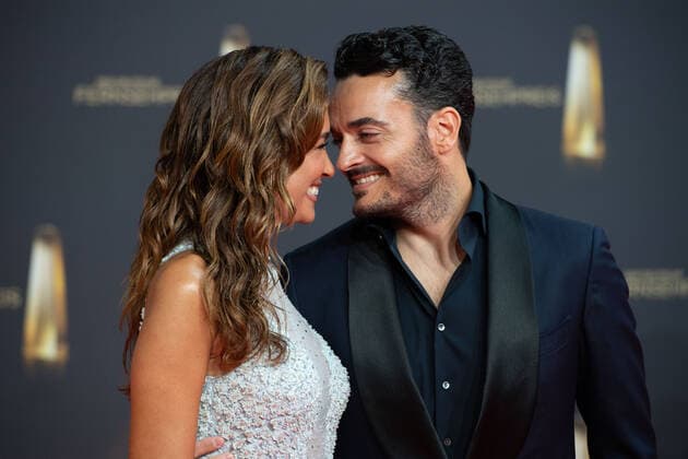 Giovanni ZARRELLA, Jana Ina ZARRELLA, Roter Teppich, Red Carpet Show, Ankunft, arrival, Verleihung des Deutschen Fernsehpreises, Der Deutsche Fernsehpreis 2022, Deutscher Fernsehpreis 2022 in Koeln, am 14.09.2022.