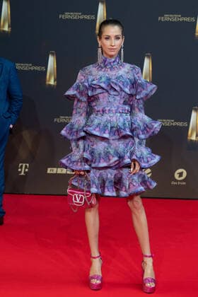 Cathy HUMMELS, Roter Teppich, Red Carpet Show, Ankunft, arrival, Verleihung des Deutschen Fernsehpreises, Der Deutsche Fernsehpreis 2022, Deutscher Fernsehpreis 2022 in Koeln, am 14.09.2022.