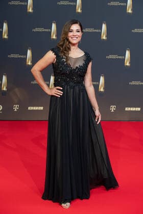 Karen WEBB, Moderatorin, Roter Teppich, Red Carpet Show, Ankunft, arrival, Verleihung des Deutschen Fernsehpreises, Der Deutsche Fernsehpreis 2022, Deutscher Fernsehpreis 2022 in Koeln, am 14.09.2022.