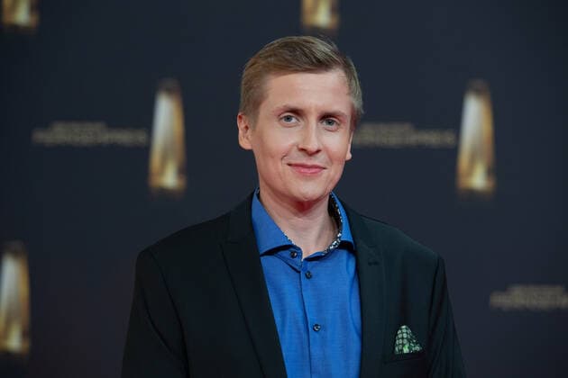 Till REINERS, Comedian Roter Teppich, Red Carpet Show, Ankunft, arrival, Verleihung des Deutschen Fernsehpreises, Der Deutsche Fernsehpreis 2022, Deutscher Fernsehpreis 2022 in Koeln, am 14.09.2022.