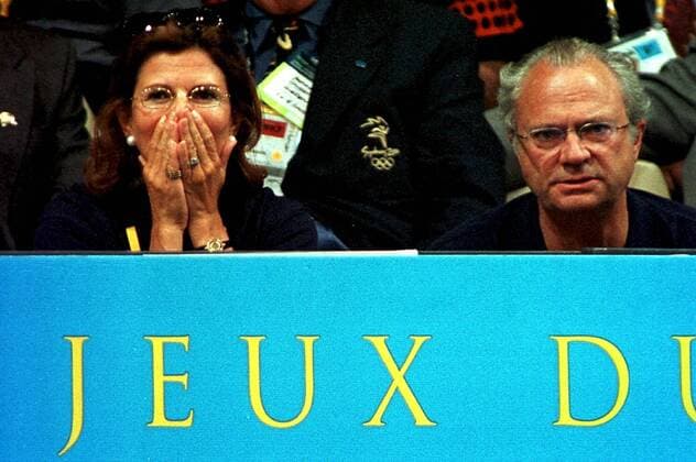 SCANPIX SWEDEN, 2000-09-24. Olympiska spelen i Sydney. Bilden: Bordtennis. Jörgen Persson förlorade mot Kinesen Linghui Kong i tre raka set. Det svenska kungaparet kung Carl XVI Gustaf och drottning Silvia var pa plats och följde tävlingen SYDNEY AUSTRALIEN x80400x *** SCANPIX SWEDEN, 2000 09 24 Sydney Olympic Games Image Table tennis Jörgen Persson lost to Chinese Linghui Kong in three straight sets The Swedish royal couple King Carl XVI Gustaf and Queen Silvia were on hand to watch the competition SYDNEY AUSTRALIA x80400x  Copyright: xPeterxKrüger TTx OS SYDNEY 2000 BORDTENNIS