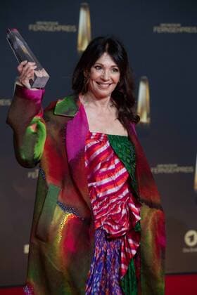 Iris BERBEN, Schauspielerin, erhaelt den Deutschen Fernsehpreis fuer ihr Lebenswerk Verleihung des Deutschen Fernsehpreises, Der Deutsche Fernsehpreis 2022, Deutscher Fernsehpreis 2022 in Koeln, am 14.09.2022.