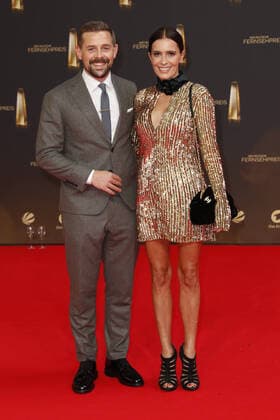 Der Deutsche Fernsehpreis 2021 Klaas Heufer-Umlauf mit Doris Golpashin auf dem roten Teppich bei der Verleihung Der Deutsche Fernsehpreis Die TV-Highlights des Jahres am 14. September in den MMC Studios Köln. Copyright: xEventpressxGolejewskix