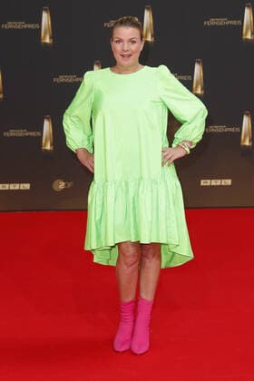 Der Deutsche Fernsehpreis 2021 Mirja Boes und Joachim Llambi auf dem roten Teppich bei der Verleihung Der Deutsche Fernsehpreis Die TV-Highlights des Jahres am 14. September in den MMC Studios Köln. Copyright: xEventpressxGolejewskix