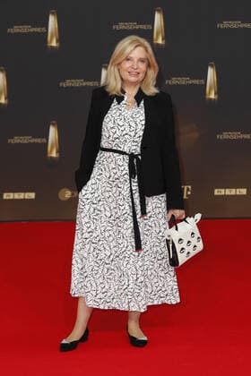 Der Deutsche Fernsehpreis 2021 Sabine Postel auf dem roten Teppich bei der Verleihung Der Deutsche Fernsehpreis Die TV-Highlights des Jahres am 14. September in den MMC Studios Köln. Copyright: xEventpressxGolejewskix