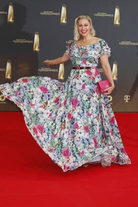 Der Deutsche Fernsehpreis 2021 Ruth Moschner auf dem roten Teppich bei der Verleihung Der Deutsche Fernsehpreis Die TV-Highlights des Jahres am 14. September in den MMC Studios Köln. Copyright: xEventpressxGolejewskix