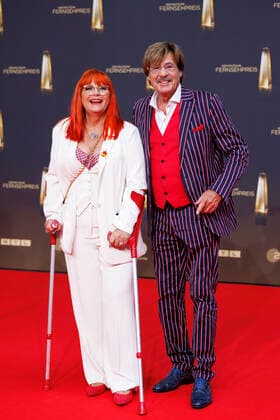 Fernsehmoderator Jörg Draeger und Eherau Petra Draeger (r.) bei der Deutsche Fernsehpreis 2022 - Die TV-Highlights des Jahres in den MMC-Studios in Ossendorf. Köln, 14.09.2022 NRW Deutschland Copyright: xChristophxHardtx