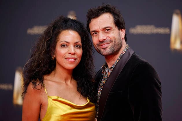 Schauspieler Kai Schumann mit Partnerin Marva Schreiber bei der Deutsche Fernsehpreis 2022 - Die TV-Highlights des Jahres in den MMC-Studios in Ossendorf. Köln, 14.09.2022 NRW Deutschland *** Actor Kai Schumann with partner Marva Schreiber at the German Television Award 2022 The TV Highlights of the Year at MMC Studios in Ossendorf Cologne, 14 09 2022 NRW Germany Copyright: xChristophxHardtx
