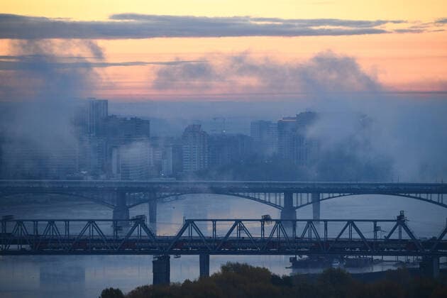 Russia Weather 8275846 13.09.2022 The view shows Oktyabrsky automobile bridge and metro bridge across the Ob river in the morning fog in Novosibirsk, Russia. Alexandr Kryazhev Sputnik Novosibirsk Russia  Copyright: xAlexandrxKryazhevx