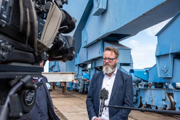 Entertainment Bilder des Tages Kiel, Schleswig-Holstein, 16. September 2022. Wirtschaftsminister Madsen besucht Werften-Standorte in Kiel: Thyssen Krupp Marine Systems (TKMS) und German Naval Yards (GNY). *** Kiel, Schleswig Holstein, 16 September 2022 Economics Minister Madsen visits shipyard sites in Kiel Thyssen Krupp Marine Systems TKMS and German Naval Yards GNY