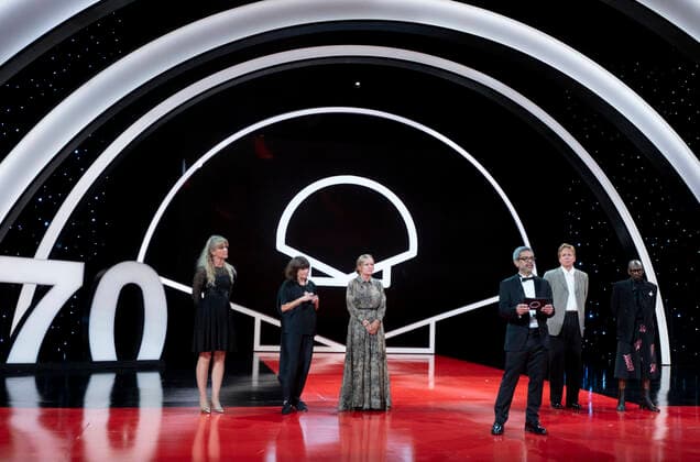 Opening Gala Of The San Sebastian Film Festival 2022 Jury members Tea Linderburg, Rosa Montero, Antoinette Boulat, Matias Mosteirin, Hlynur Palmason and Jeremiah Mosese during the opening gala of the San Sebastian Film Festival 2022 at the Kursaal, September 16, 2021, San Sebastian, Guipuzkoa, Basque Country, (Spain). From today until next Saturday, September 24, San Sebastian dresses up to host the 70th edition of Zinemaldia, the most famous Spanish film festival. One example is the French actress Juliette Binoche, to whom the festival has dedicated its official poster this year and who will attend, for the fourth time in its history, to receive one of the Donostia awards. San Sebastian Spain Spain Copyright: xAlbertoxOrtegax originalFilename: agency-openingg220916_npvc9.jpg
