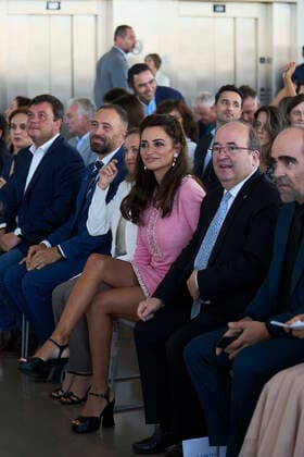 September 17, 2022, Madrid, Madrid, Spain: Penelope Cruz receives National Cinematrogy Award during 70th San Sebastian International Film Festival at Victoria Eugenia Theatre on September 17, 2022 in Donostia San Sebastian, Spain Madrid Spain - ZUMAg15_ 20220917_zaf_g15_073 Copyright: xJackxAbuinx