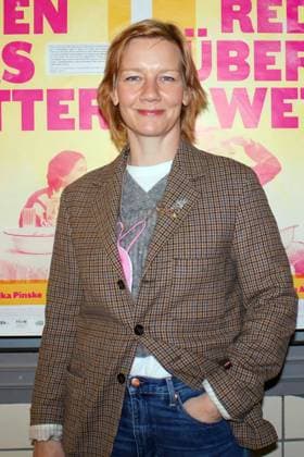 Sandra Hüller bei der Premiere des Kinofilms Alle reden übers Wetter im Rahmen der Reihe Junges Deutsches Kino in den Passage Kinos. Leipzig, 17.09.2022