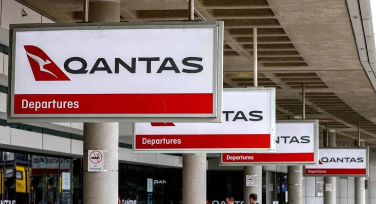 AIRPORT STOCK, Qantas signage at Brisbane Domestic Airport in Brisbane, Thursday, September 22, 2022. ( NO ARCHIVING, EDITORIAL USE ONLY, NO USE IN BOOKS WITHOUT CONSENT BRISBANE QLD AUSTRALIA  Copyright: xRUSSELLxFREEMANx 20220922001706455056