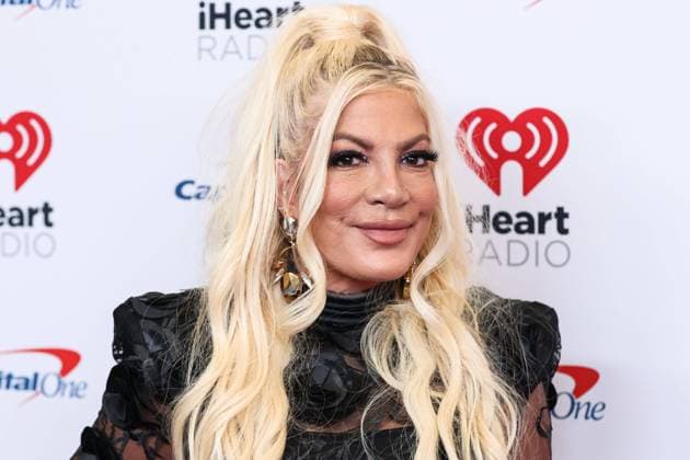 2022 iHeartRadio Music Festival - Night 1 - Press Room Tori Spelling poses in the press room at the 2022 iHeartRadio Music Festival - Night 1 held at the T-Mobile Arena on September 23, 2022 in Las Vegas, Nevada, United States. T-Mobile Arena, Las Vegas, Nevada Nevada United States  Copyright: xImagexPressxAgencyx originalFilename: collin-2022ihea220924_np5Qh.jpg