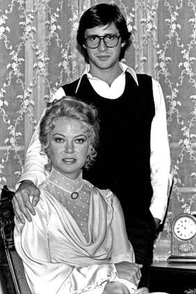 August 24, 1978 - Berlin, Germany - LOUISE FLETCHER and boyfriend MORGAN MASON on set of The Magician of Lublin Berlin, Germany. Berlin Germany - ZUMAj02_ 19780824_ssa_j02_698 Copyright: xMichaelxJacobsx