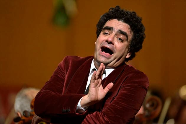 25.09.2022, Internationales Klassikfestival Festival der Nationen 2022 im Kurhaus Bad Wörishofen im Unterallgäu, Gala-Konzert mit Sänger Rolando Villazon (Tenor), 25.09.2022, Klassikfestival Bad Wörishofen 25.09.2022, Klassikfestival Bad Wörishofen