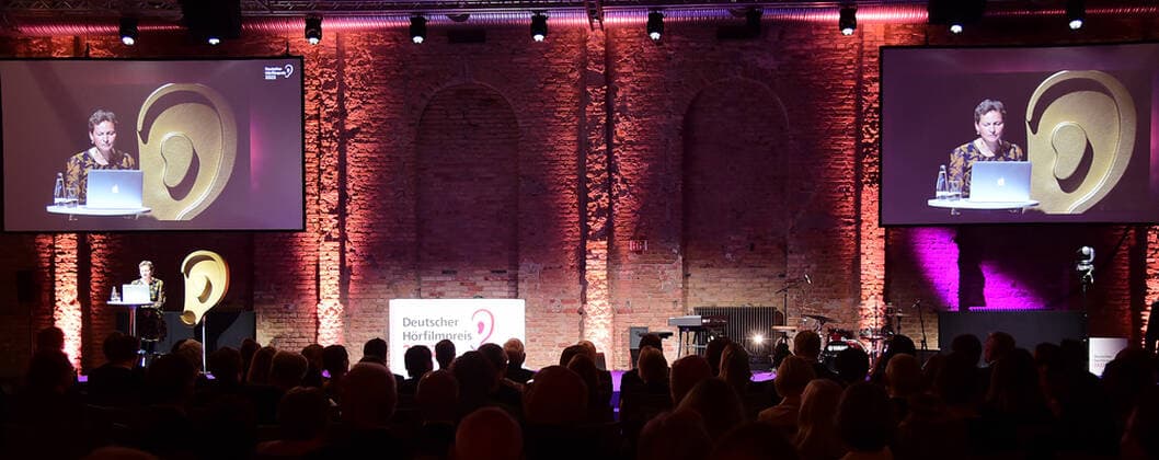 Verleihung des 20. Deutschen Hörfilmpreises Gäste im Festsaal Verleihung des 20. Deutschen Hörfilmpreises 2022 in cen BOLLE Festsäle am Spree-Bogeni n Berlin am 27.09.2022