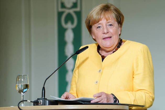 Eroeffnungsveranstaltung der Bundeskanzler Helmut Kohl Stiftung Aktuell, 27.09.2022, Berlin, Dr. Angela Merkel, Bundeskanzlerin a. D. bei ihrer Rede im Rahmen der Eroeffnungsveranstaltung der Bundeskanzler Helmut Kohl Stiftung in der Franzoesischen Friedrichstadtkirche in Berlin-Mitte Berlin Berlin Deutschland