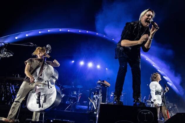 Entertainment Themen der Woche KW39 Entertainment Bilder des Tages 2022-09-28 21:16:42 AMSTERDAM - The Canadian indie band Arcade Fire with lead singer Win Butler and multi instrumentalist and also wife RÃ gine Chassagne during a performance in the Ziggo Dome. The concert is part of the WE world tour. ANP KIPPA PAUL BERGEN netherlands out - belgium out *** 2022 09 28 21 16 42 AMSTERDAM The Canadian indie band Arcade Fire with lead singer Win Butler and multi instrumentalist and also wife RÃ gine Chassagne during a performance in the Ziggo Dome The concert is part of the WE world tour ANP KIPPAUL PAUL BERGEN netherlands out belgium out  Copyright: xx x455485323x originalFilename: 455485323.jpg