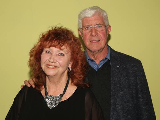 deutsche Schlagersängerin Regina Thoss mit Lebenspartner Hans-Dietrich Gaffrey am 22.09.2020 deutsche Schlagersängerin Regina Thoss mit Lebenspartner Hans-Dietrich Gaffrey in Eggersdorf (Sachsen-Anhalt) am 22.09.2020 - German pop singer Regina Thoss with life partner Hans-Dietrich Gaffrey in Eggersdorf (Saxony-Anhalt) on September 22nd, 2020 Copyright: xZoonar.com AxelxKammererx zoonar_16137546