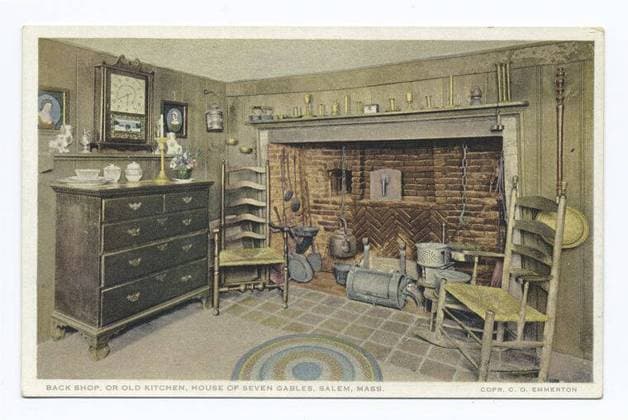 Back Shop, or Old Kitchen, House of Seven Gables, Salem, Mass. still image. Postcards. 1898 - 1931. The Miriam and Ira D. Wallach Division of Art, Prints and Photographs: Photography Collection. Houses , Massachusetts , Salem (Mass.), Kitchens , Massachusetts , Salem (Mass.) Copyright: xpiemagsx nyplsipiepostcard28092022-347 !ACHTUNG AUFNAHMEDATUM GESCHÄTZT!