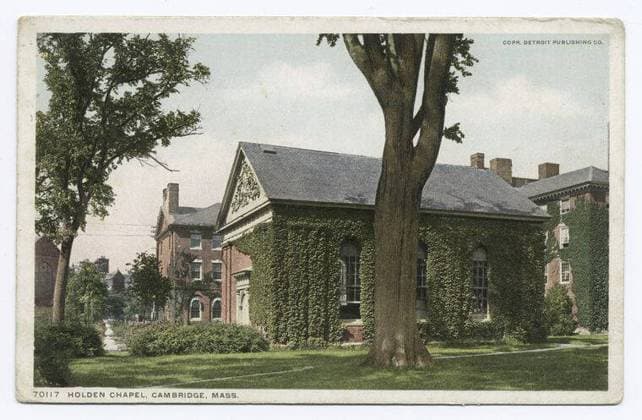 Holden Chapel, Cambridge, Mass. still image. Postcards. 1898 - 1931. The Miriam and Ira D. Wallach Division of Art, Prints and Photographs: Photography Collection. Chapels , Massachusetts , Cambridge Copyright: xpiemagsx nyplsipiepostcard28092022-1125 !ACHTUNG AUFNAHMEDATUM GESCHÄTZT!