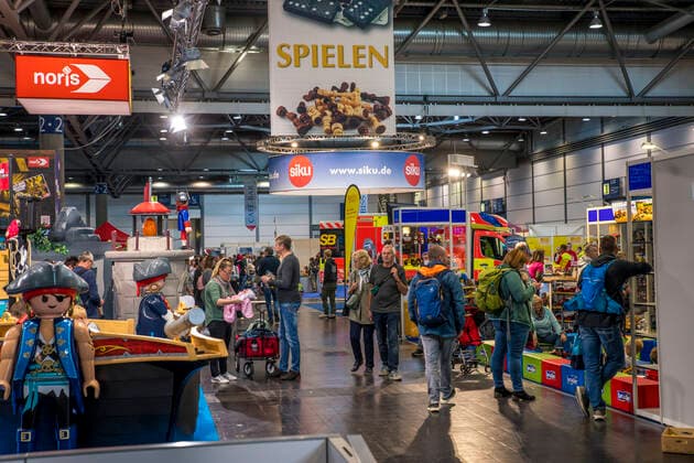 Die Modell Hobby Spiel 2022 hat auf dem Leipziger Messegelände begonnen. An drei Tagen dreht sich in den Hallen der Neuen Messe Leipzig alles um Modellbau, Brettspiel, Spielwaren, Basteln und Sport. Es werden 100000 Besucher erwartet.