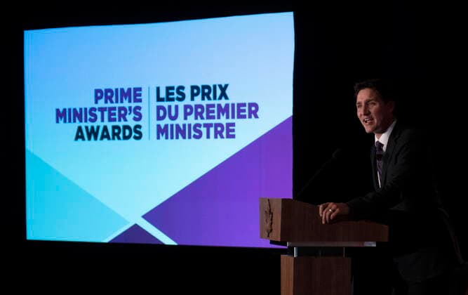 October 3, 2022, Ottawa, ON, Canada: Prime Minister Justin Trudeau delivers his opening remarks before handing out awards at the Prime Ministers Awards ..on Monday, Oct. 3, 2022 in Ottawa. Ottawa Canada  - ZUMAc35_ 20221003_zaf_c35_083 Copyright: xAdrianxWyldx