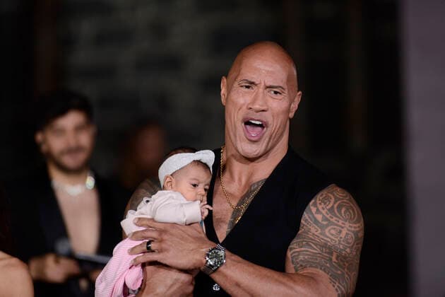 October 3, 2022, Mexico City, Mexico: Actor Dwayne Johnson attends the Back carpet of Black Adam fan event at Diego Rivera Museum. on October 3, 2022 in Mexico City, Mexico. Mexico City Mexico - ZUMAe321 20221003_zia_e321_020 Copyright: xCarlosxTischlerxEyepixxGroupx