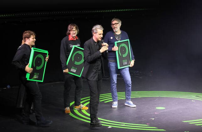 04.10.2022, Berlin - Deutschland. Preis für Popkultur, Event im Admiralspalast. Tocotronic gewinnt in der Kategorie Lieblingsalbum .