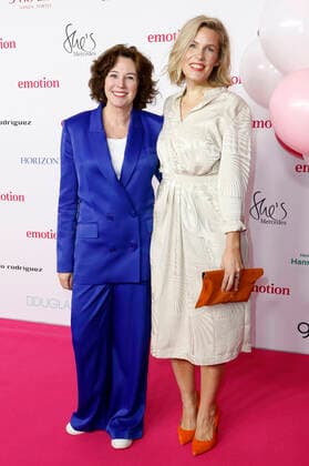Ildiko von Kürthy und Lotta Laabs bei der 11. Verleihung des EMOTION Award 2022 im Curio Haus. Hamburg, 05.10.2022