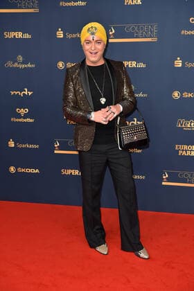 Julian F. M. Stöckel bei der GOLDENE HENNE 2022 in der Media City in Leipzig am 07.10.2022 - Roter Teppich
