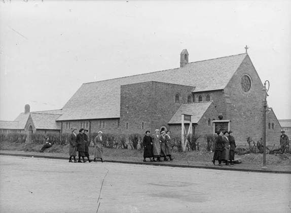 Ministry of Information First World War Official Collection Exterior of Episcopal Church, munition township Gretna. Copyright: xpiemagsx minofinfopieww04102022-1069 !ACHTUNG AUFNAHMEDATUM GESCHÄTZT!