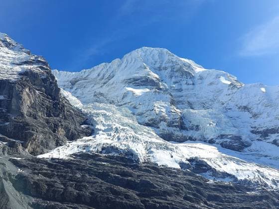 Jungfraujoch Themenbild - Alpenregion Schweiz, schweizer Alpen, Großer Aletschgletscher, Alpengletscher, Jungfraujoch, Sphinx, Eigergletscher Themenbild - Alpenregion Schweiz, schweizer Alpen, Großer Aletschgletscher, Alpengletscher, Jungfraujoch, Sphinx, Eigergletscher Blick über die Alpenregion Schweiz im Kanton Wallis von der Sphinx auf dem Jungfraujoch. im Bild Station Eigergletscher mit Blick auf den Eigergletscher *** Jungfraujoch theme picture alpine region Switzerland, Swiss Alps, Great Aletsch Glacier, Alpine Glacier, Jungfraujoch, Sphinx, Eiger Glacier theme picture alpine region Switzerland, Swiss Alps, Great Aletsch Glacier, Alpine Glacier, Jungfraujoch, Sphinx, Eiger Glacier view over the alpine region Switzerland in the c Copyright: xFleigx xEibner-Pressefotox EP_dfg