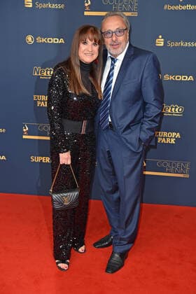 Wolfgang Stumph mit Ehefrau Christine Stumph bei der GOLDENE HENNE 2022 in der Media City in Leipzig am 07.01.2022 - Roter Teppich