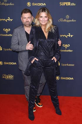 Peter Plate und Kim Fisher bei der Verleihung Die Goldene Henne am 7.10.2022 in Leipzig Die Goldene Henne 2022 Verleihung in Leipzig