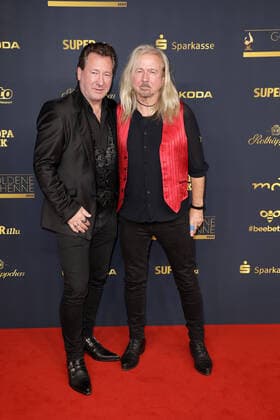 Claudius Dreilich und Bernd Roemer bei der Verleihung Die Goldene Henne am 7.10.2022 in Leipzig Die Goldene Henne 2022 Verleihung in Leipzig