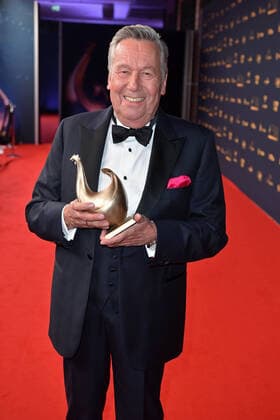 Roland Kaiser bei der GOLDENE HENNE 2022 in der Media City in Leipzig am 07.10.2022 - Preisträger