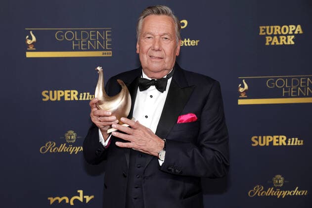 Preisträger Roland Kaiser bei der Verleihung Die Goldene Henne am 7.10.2022 in Leipzig Die Goldene Henne 2022 Verleihung in Leipzig - Preisträger Gewinner