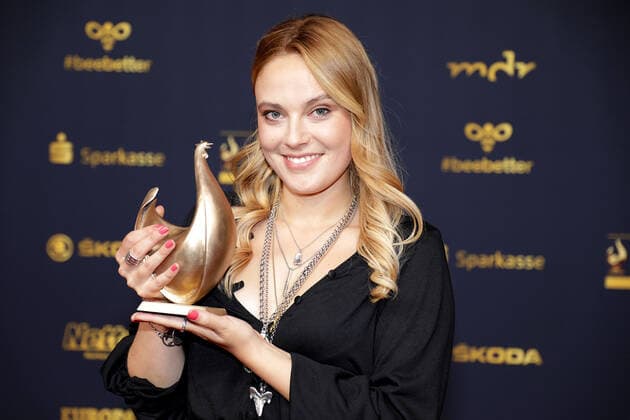 Preisträgerin Sophia bei der Verleihung Die Goldene Henne am 7.10.2022 in Leipzig Die Goldene Henne 2022 Verleihung in Leipzig - Preisträger Gewinner
