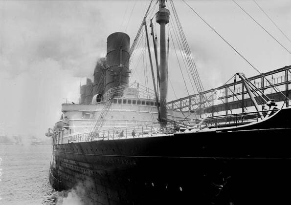 RECORD DATE NOT STATED Passenger ship Lusitania ca. 1910-1915 . 1062_05_M_-4899-
