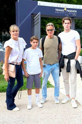 Jimmy Ghione, mit Ehefrau Tania Paganon und Söhnen Federico Ghione und Gabriele Ghione beim Tennis & Friends Event im Foro Italico. Rom, 08.10.2022