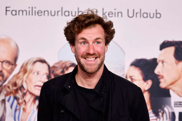 Entertainer Luke Mockridge bei der Premiere des Kinofilms Der Nachname im Cinedom Kino. Köln, 09.10.2022 NRW Deutschland *** Entertainer Luke Mockridge at the premiere of the feature film The Last Name at the Cinedom cinema Cologne, 09 10 2022 NRW Germany Copyright: xChristophxHardtx