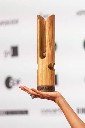 Der Award bei der Verleihung des OPUS Klassik Award 2022 im Konzerthaus Berlin am Gendarmenmarkt. OPUS Klassik 2022