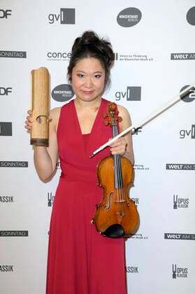 Tianwa Yang bei der Verleihung des Opus Klassik 2022 im Konzerthaus am Gendarmenmarkt. Berlin, 09.10.2022