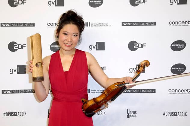 Tianwa Yang bei der Verleihung des Opus Klassik 2022 im Konzerthaus am Gendarmenmarkt. Berlin, 09.10.2022