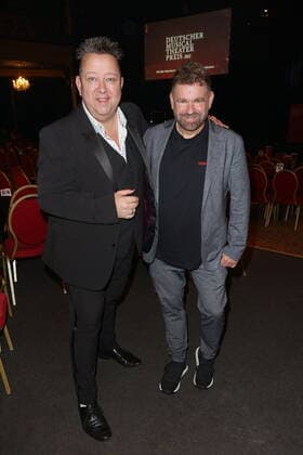 Deutscher Musical Theater Preis 2022 Sebastian Krumbiegel, Peter Plate, Deutscher Musical Theater Preis 2022 im Schmidts Tivoli, Hamburg, 10.10.2022 Copyright: xEventpressxBecherx